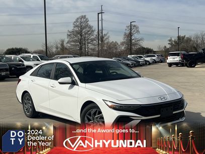 Used 2024 Hyundai Elantra SEL