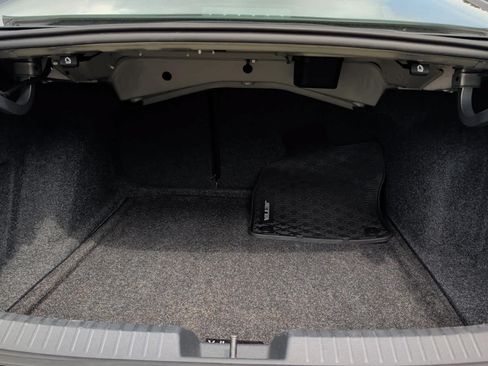 Used 2022 Volkswagen Jetta SE w/ Panoramic Sunroof Package FWD image 35