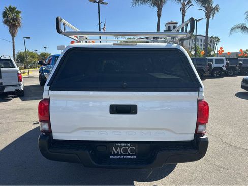 Used 2021 Toyota Tacoma SR image 12