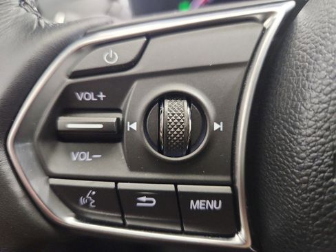 Used 2025 Acura MDX FWD w/ Technology Package image 15