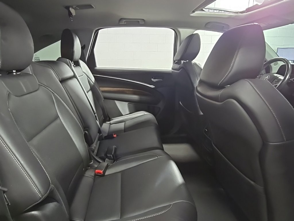 Used 2020 Acura MDX w/ Technology Package AWD/4WD image 29