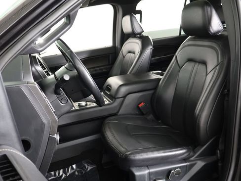 Used 2021 Ford Expedition Max Limited AWD/4WD image 38