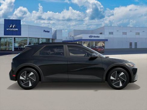 New 2025 Hyundai Ioniq 5 SEL image 7