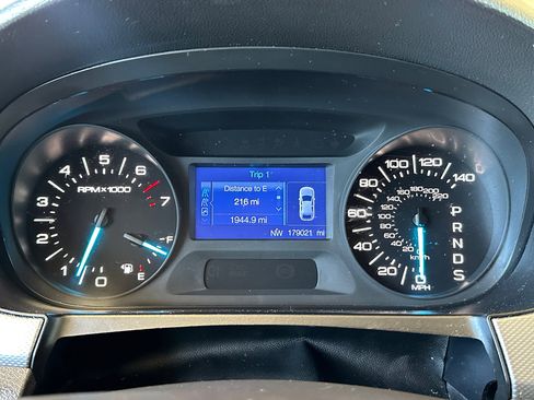 Used 2013 Ford Edge SEL image 22