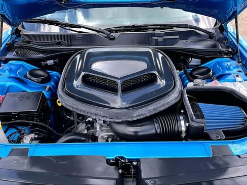 Used 2023 Dodge Challenger R/T w/ Plus Package RWD image 32