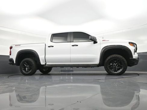 Used 2024 Chevrolet Silverado 1500 Custom Trail Boss AWD/4WD image 28