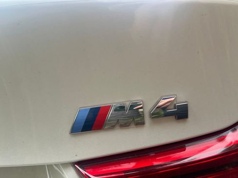 Used 2019 BMW M4 Coupe w/ Executive Package RWD image 4