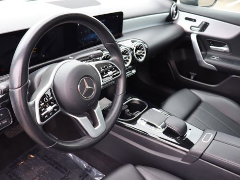 Used 2019 Mercedes-Benz A 220 w/ Premium Package image 9