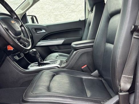Used 2019 Chevrolet Colorado ZR2 AWD/4WD image 7