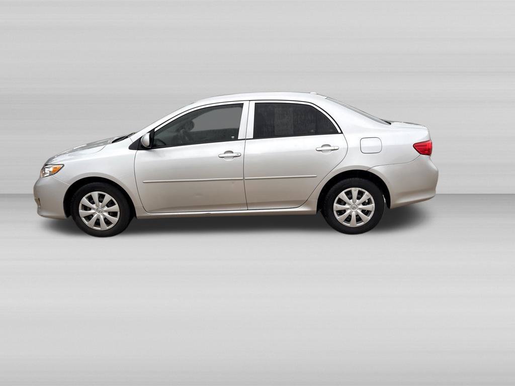 Used 2010 Toyota Corolla LE FWD image 6