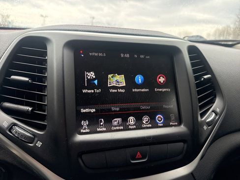 Used 2014 Jeep Cherokee Trailhawk w/ Leather Interior Group image 29