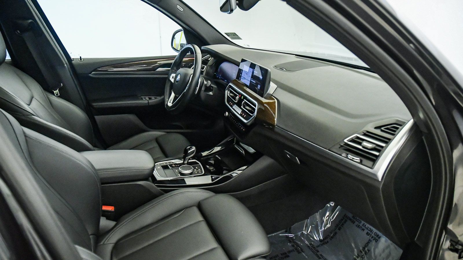 Used 2023 BMW X3 sDrive30i w/ Convenience Package RWD image 16