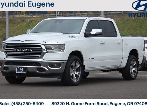 Used 2023 RAM 1500 Laramie AWD/4WD image 9