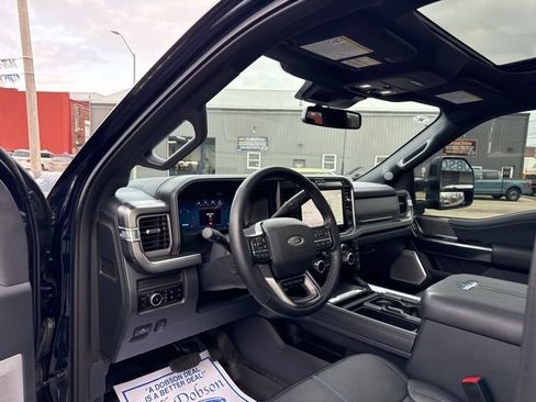 Used 2025 Ford F250 Platinum AWD/4WD image 15