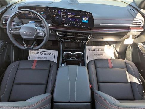 New 2026 Chevrolet Traverse RS w/ LPO, Floor Liner Package FWD image 14