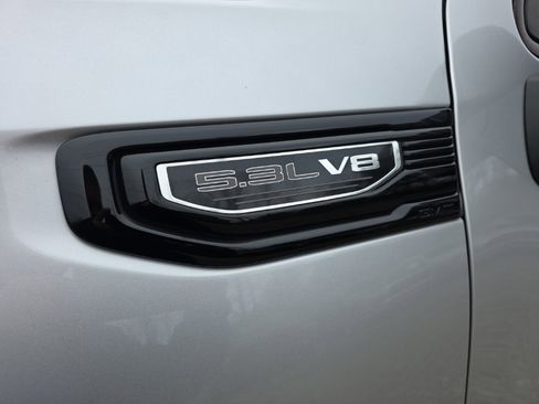 Used 2019 GMC Sierra 1500 Elevation w/ Elevation Value Package image 11