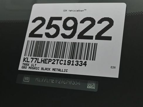 New 2026 Chevrolet Trax LT w/ LT Convenience Package FWD image 38