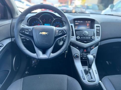 Used 2016 Chevrolet Cruze LT w/ Sun And Sound Package image 19