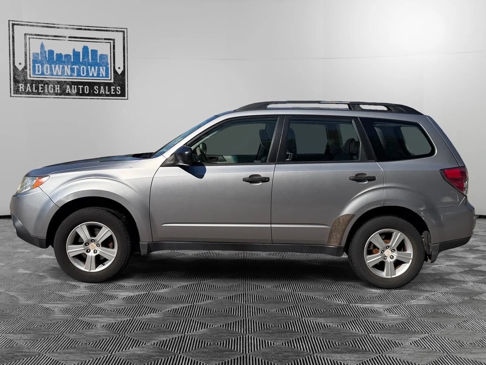 Used 2011 Subaru Forester 2.5X w/ Popular Equipment Group 1A AWD/4WD image 8