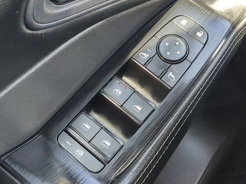 Used 2025 Nissan Rogue SV AWD/4WD image 21