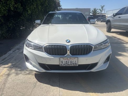 Used 2023 BMW 330i Sedan w/ Parking Assistance Package RWD image 10