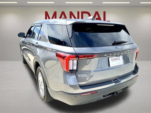 Used 2026 Ford Explorer Active RWD image 8