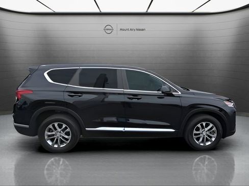 Used 2020 Hyundai Santa Fe SE AWD/4WD image 3