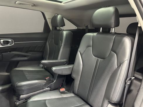 Used 2022 Kia Sorento SX FWD image 26