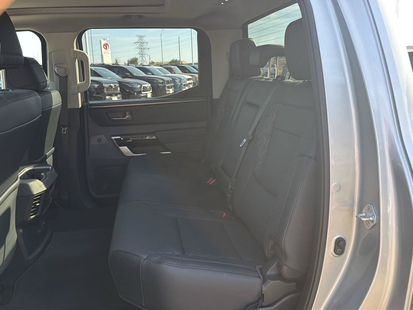 Used 2024 Toyota Tundra Limited w/ Power Package AWD/4WD image 12