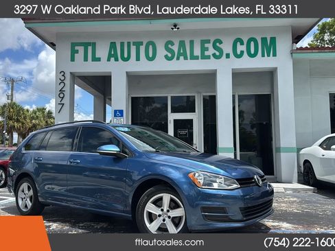 Used 2015 Volkswagen Golf TDI S FWD image 2