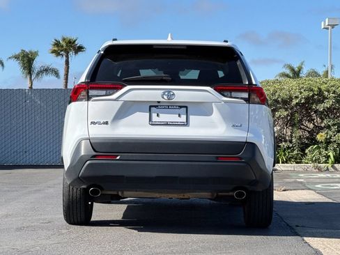 Used 2024 Toyota RAV4 XLE FWD image 5