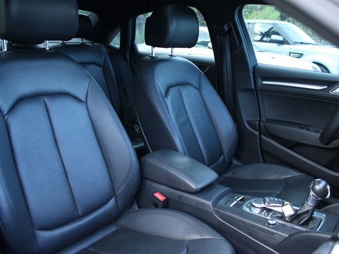 Used 2019 Audi A3 2.0T Premium Plus w/ Premium Plus Package FWD image 19
