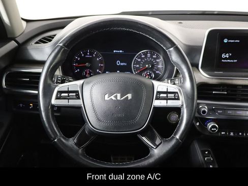 Used 2022 Kia Telluride SX w/ Nightfall Edition Package image 7
