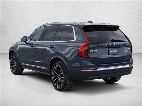 New 2026 Volvo XC90 B5 Plus w/ Protection Package image 8