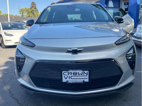 Used 2023 Chevrolet Bolt EUV LT w/ Driver Confidence Package FWD image 18