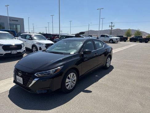 Used 2024 Nissan Sentra S FWD image 4