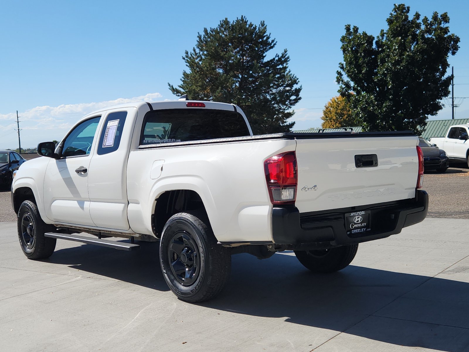 Used 2021 Toyota Tacoma SR AWD/4WD image 3