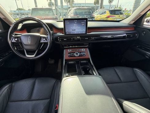 Used 2022 Lincoln Aviator Reserve RWD image 16