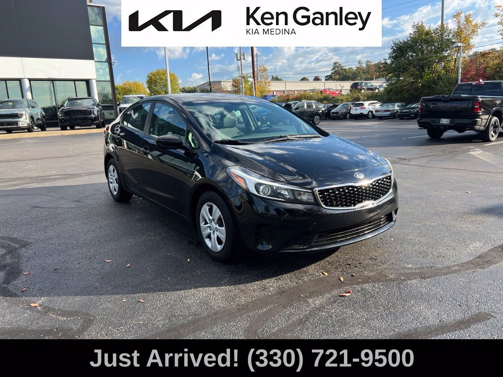 Used 2017 Kia Forte LX FWD image 3