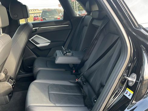 Used 2025 Audi Q3 2.0T Premium image 27