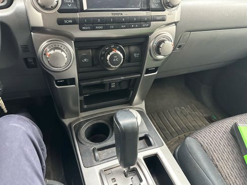 Used 2013 Toyota 4Runner SR5 image 9