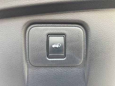 Used 2015 Nissan Murano Platinum w/ Platinum Technology Package image 9