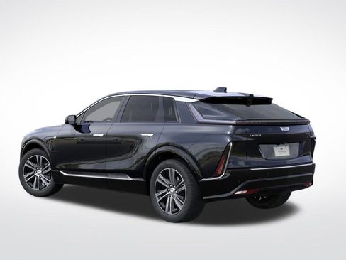 New 2026 Cadillac Lyriq Luxury RWD image 3