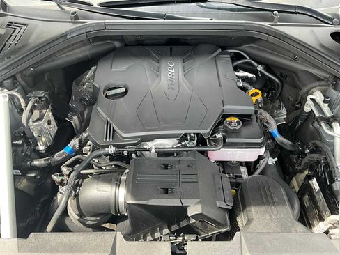 Used 2025 Genesis GV70 2.5T AWD/4WD image 37