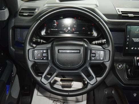 Used 2024 Land Rover Defender 130 X AWD/4WD image 38