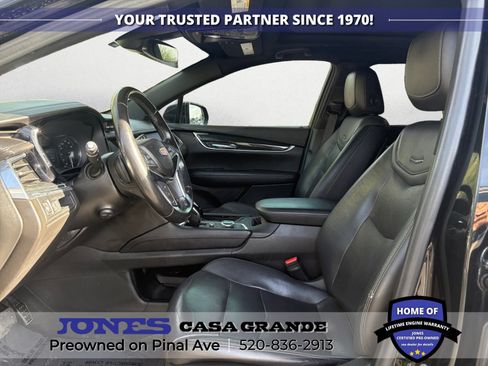 Used 2020 Cadillac XT5 Premium Luxury AWD/4WD image 9