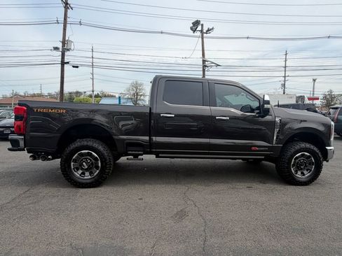 Used 2024 Ford F250 King Ranch w/ Tremor Off-Road Package image 8