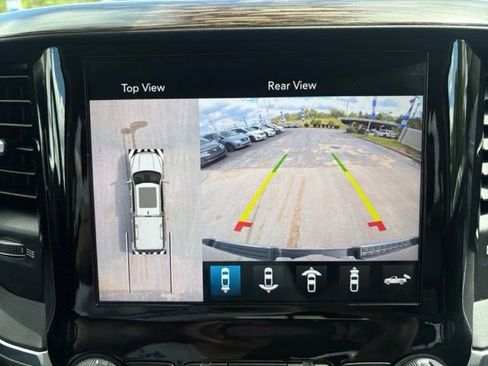 Used 2019 RAM 1500 Laramie AWD/4WD image 22