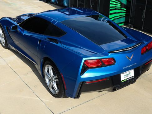 Used 2016 Chevrolet Corvette Stingray Coupe w/ 2LT Preferred Equipment Group RWD image 8