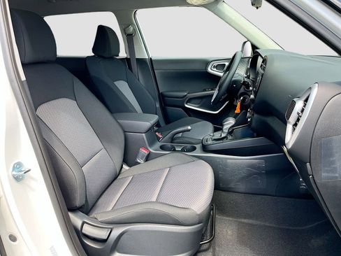 New 2025 Kia Soul LX w/ LX Technology Package image 25